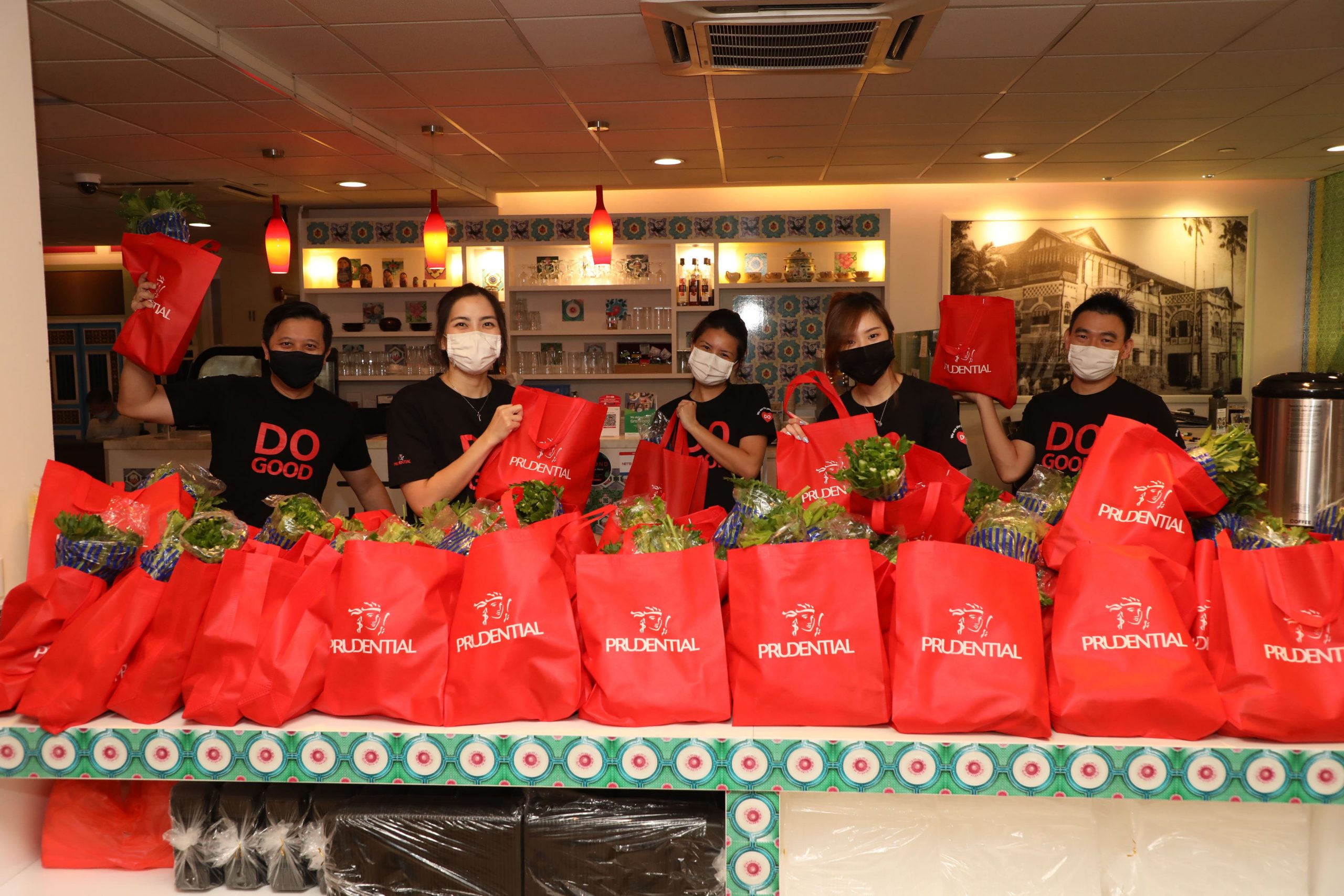PRU volunteers with FFP-min